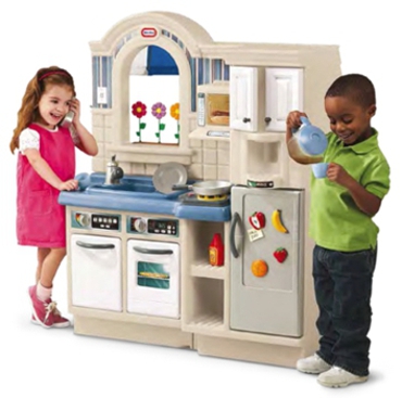 Plastic toy kitchen